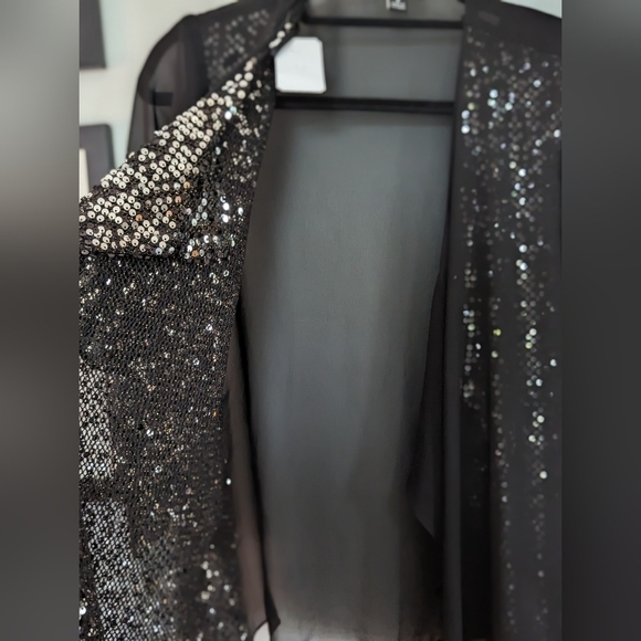 SLNY SHIMMER CARDIGAN/SHAWL - Picture 7 of 9